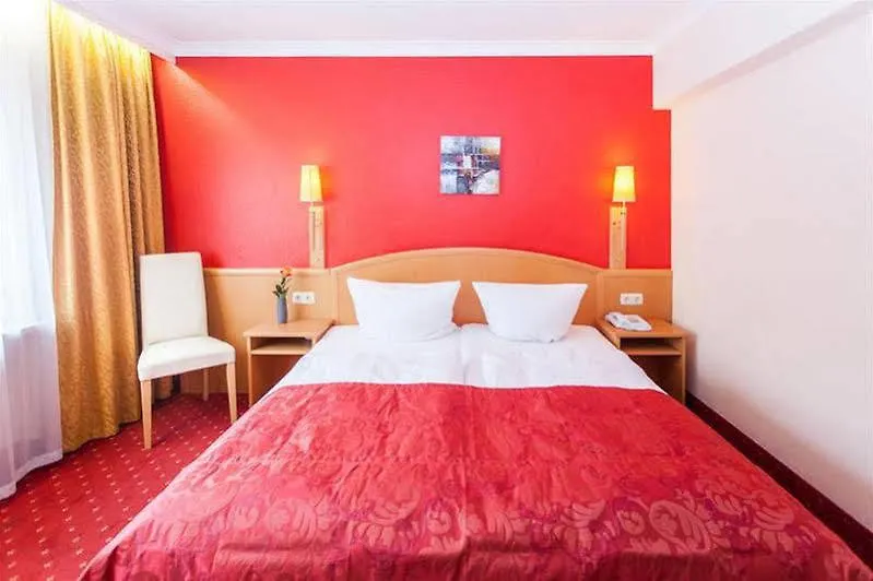 Отель Bristol Munchen